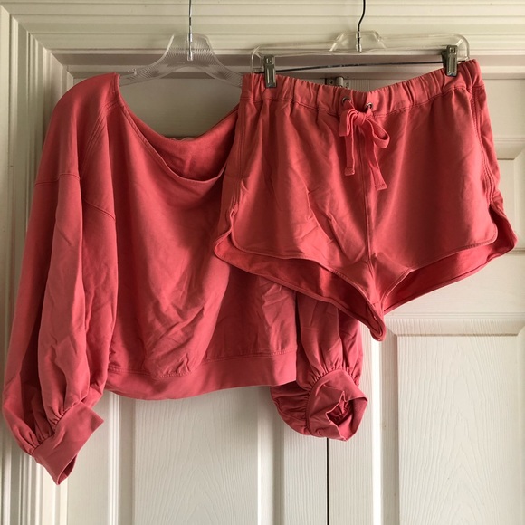 NWT Free people cropped sweatshirt and shorts set - Picture 5 of 7